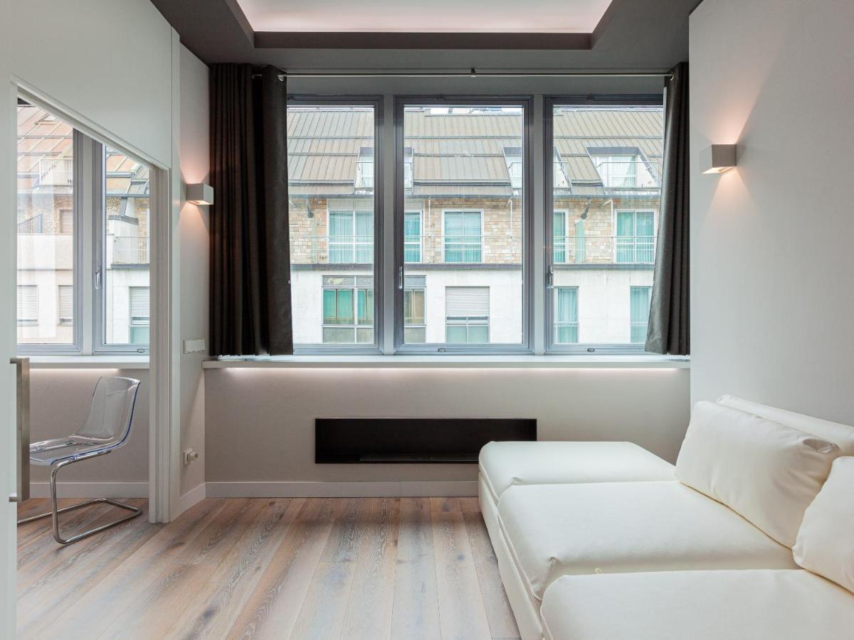 Easyhomes-City Centre Suites มิลาน ภายนอก รูปภาพ