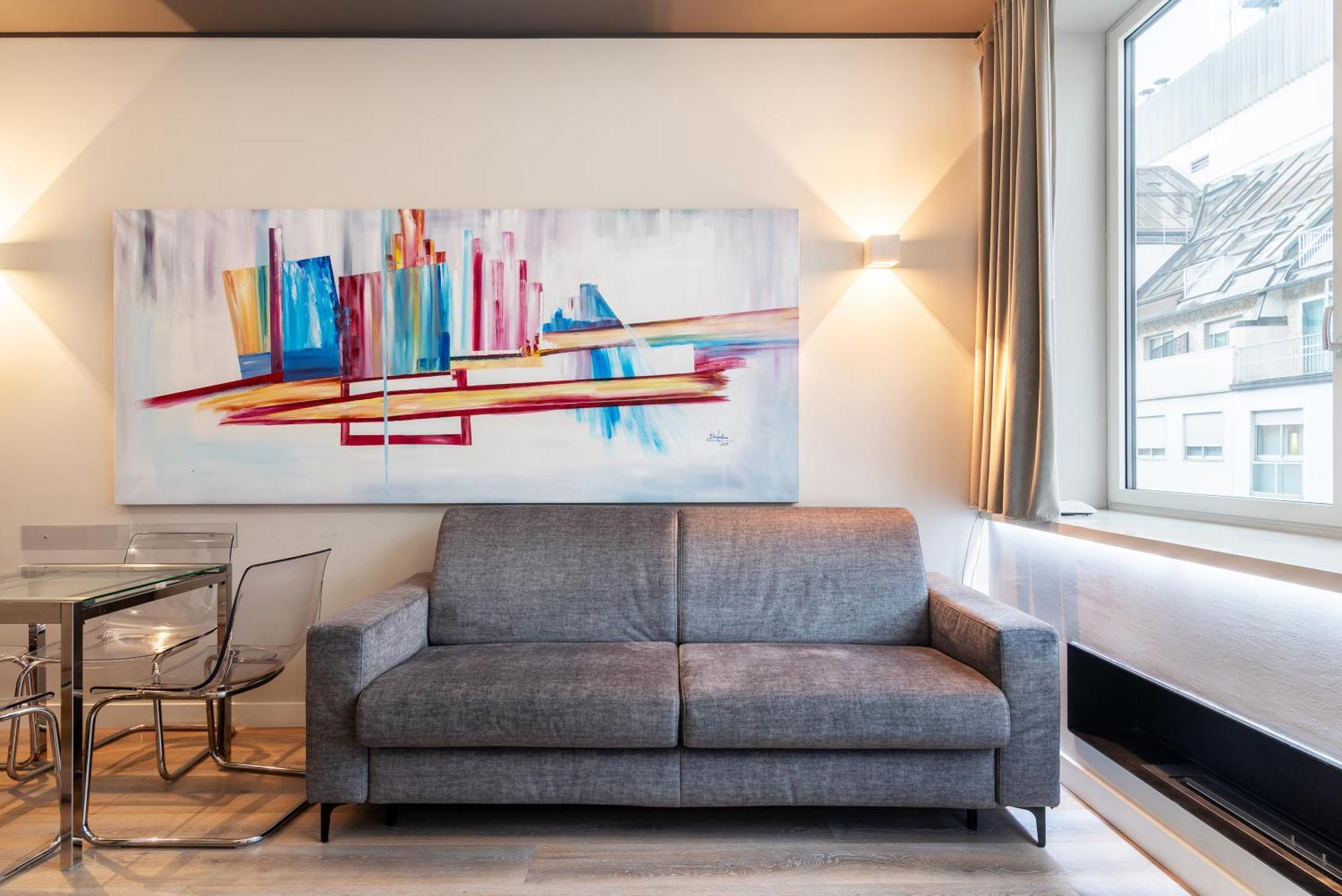 Easyhomes-City Centre Suites มิลาน ภายนอก รูปภาพ