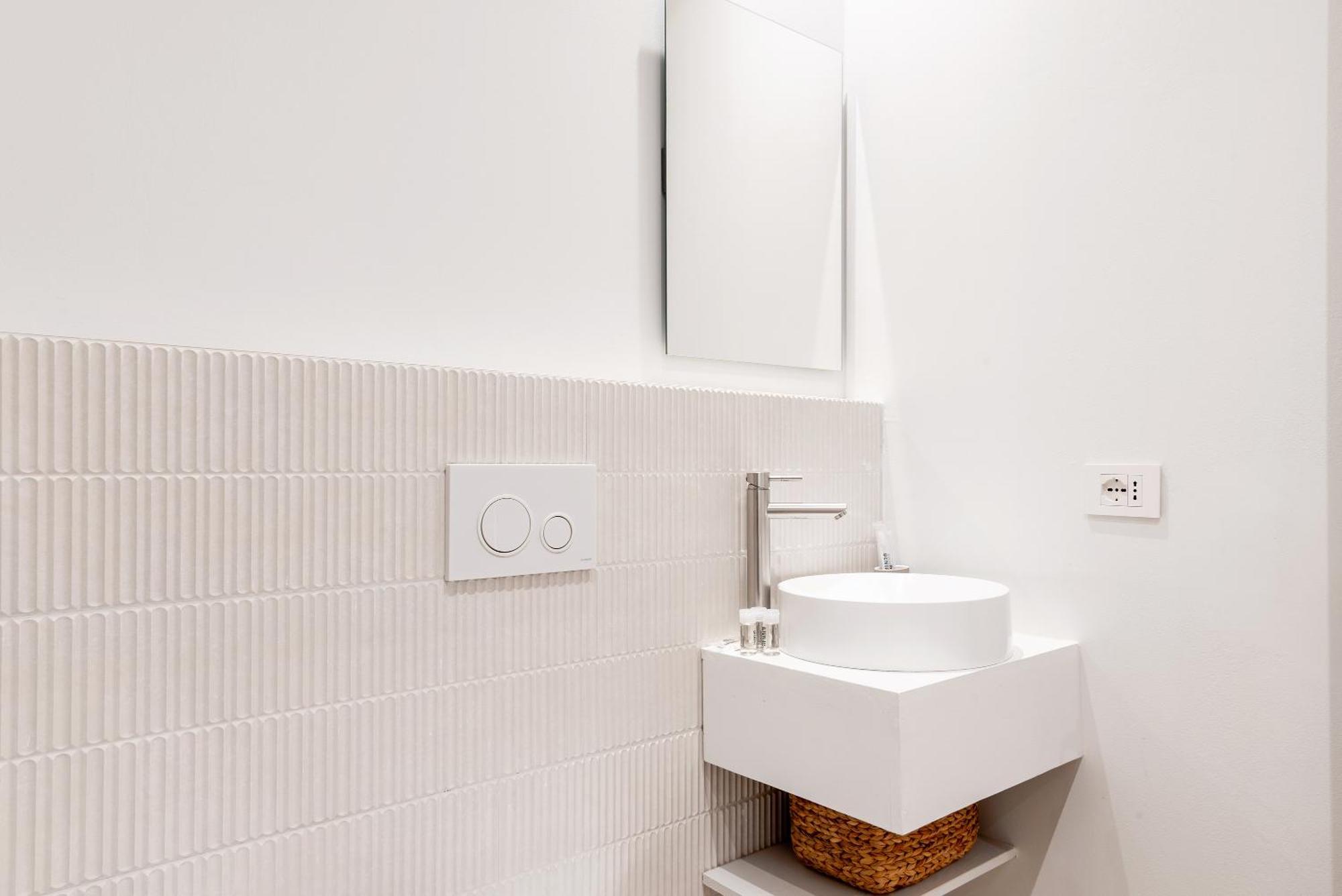 Easyhomes-City Centre Suites มิลาน ภายนอก รูปภาพ
