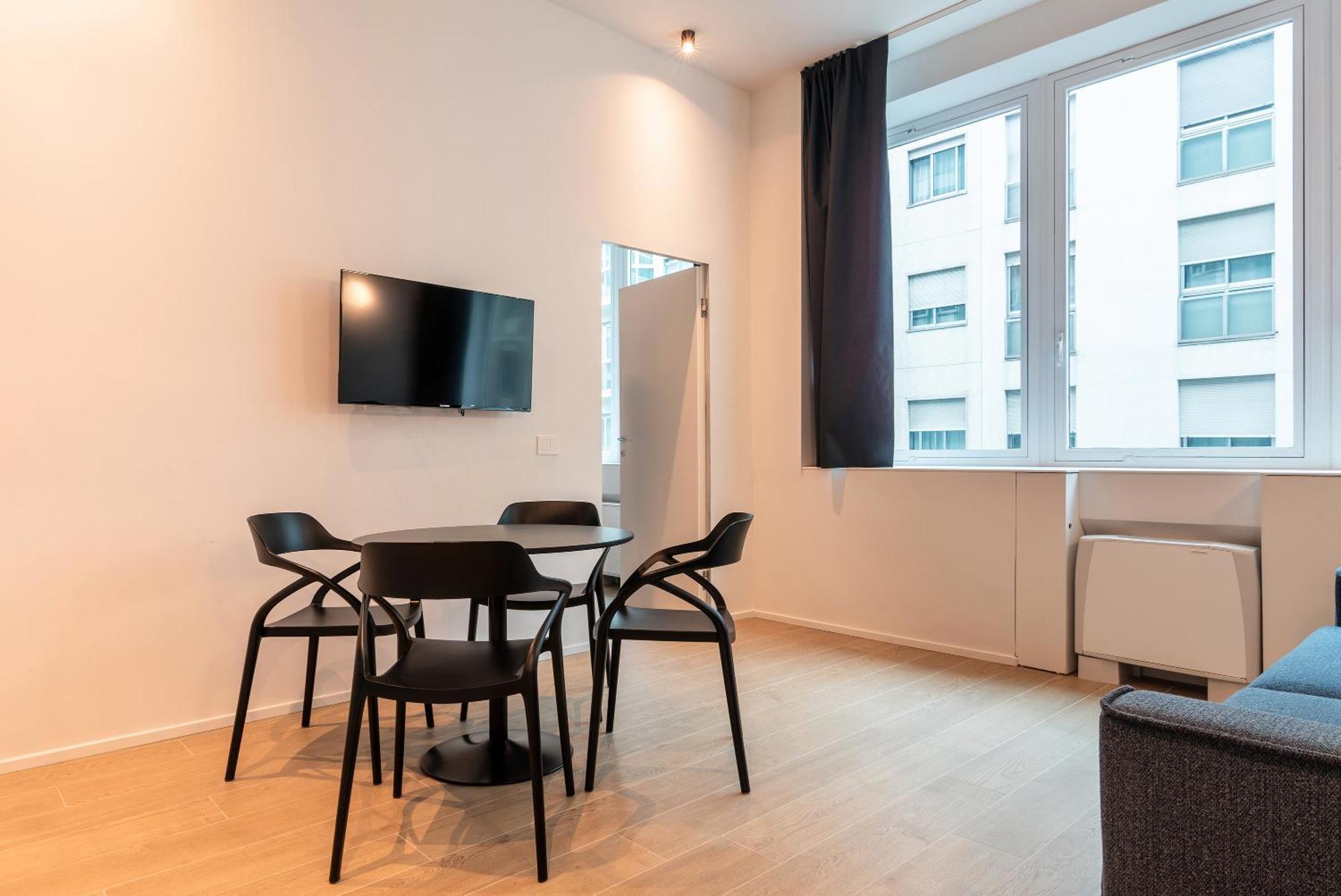Easyhomes-City Centre Suites มิลาน ภายนอก รูปภาพ