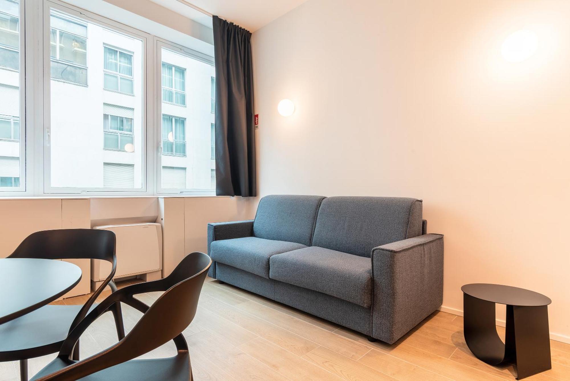 Easyhomes-City Centre Suites มิลาน ภายนอก รูปภาพ